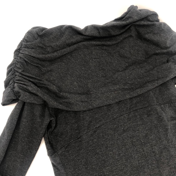 ⚠️ Women’s Zobha off the shoulder Annette tunic size XS - Picture 2 of 7